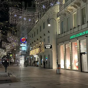  Daire Opera 1 Avusturya