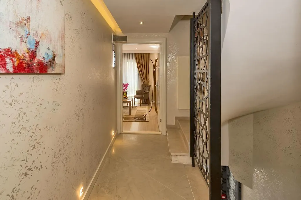 Gen Suites Istanbul 3*,