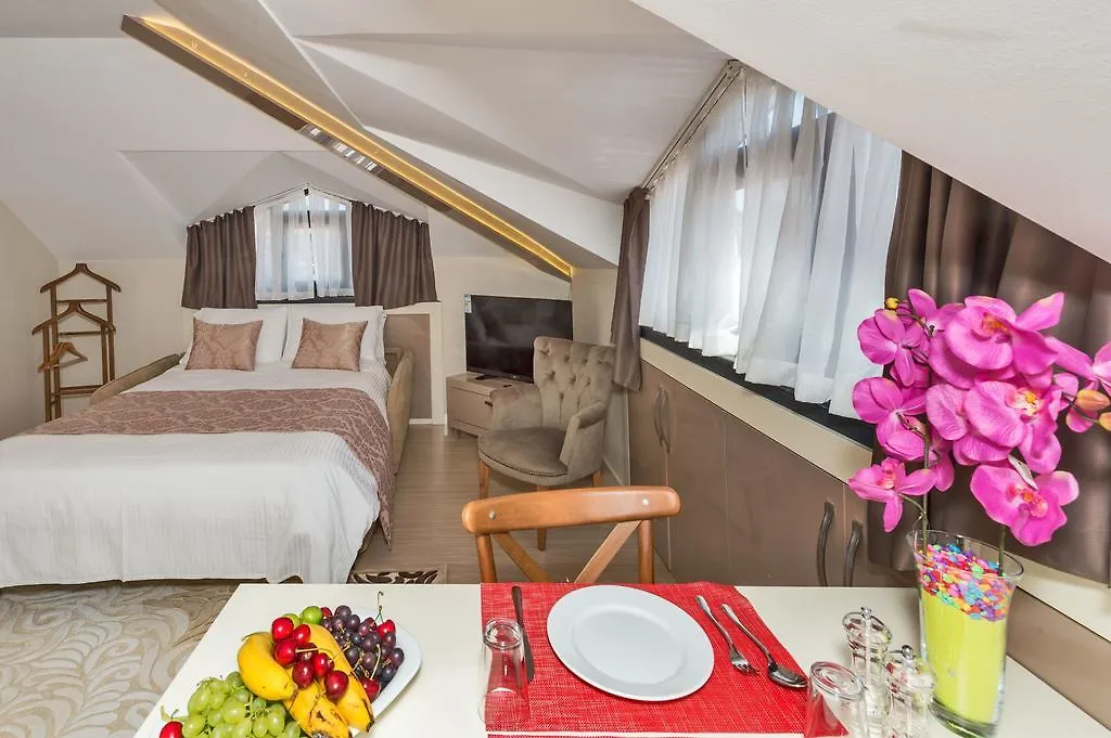 Gen Suites Istanbul 3*,